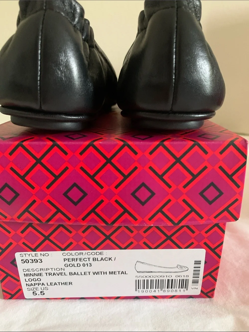 Tory Burch Black Leather Ballet Flats with Gold Logo Disc